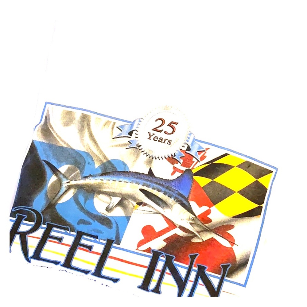 🍒Reel Inn T-Shirt